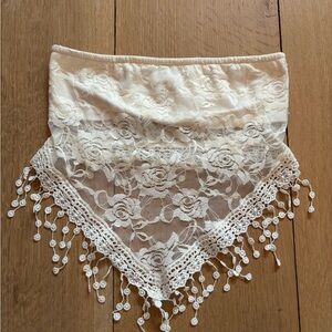 Edikted India Sheer Lace Strapless Top